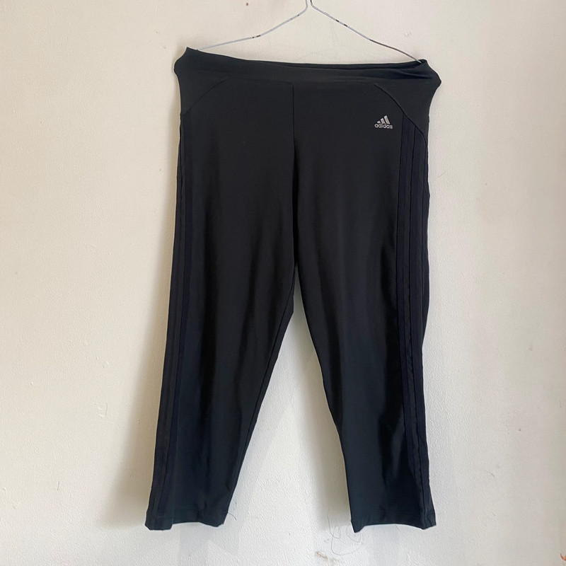 Adidas cropped trousers shop