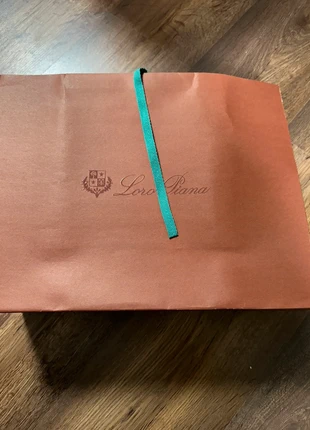 Sachet vide loro piana, brand: Loro Piana, condizioni: Nuovo senza cartellino, €9.00, €10.15 include la Protezione acquisti