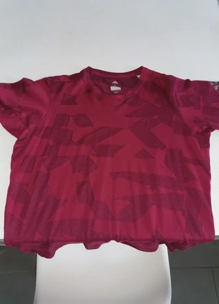 T shirt Adidas , marke: adidas, zustand: Sehr gut, größe: L, 10,00 €, 11,20 € inklusive Vinted-Käuferschutz