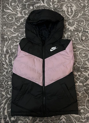 Doudoune Nike Enfant, marke: Nike, zustand: Gut, größe: S, 20,00 €, 21,70 € inklusive Vinted-Käuferschutz