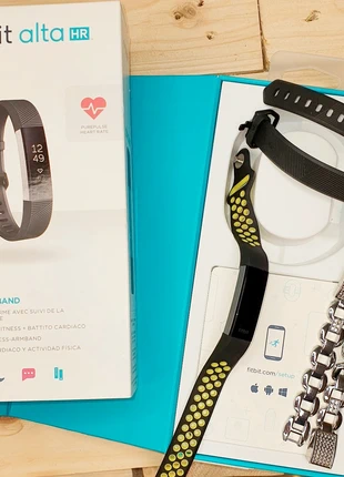 Montre connectée Fitbit Alba neuve, marke: Fitbit, zustand: Neu, größe: Einheitsgröße, 33,00 €, 35,35 € inklusive Vinted-Käuferschutz