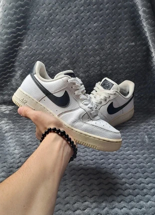 Air Force 1 / taille 38 / noir et blanc, marque: Nike, état: Bon état, taille: 38, 25,00 €, 26,95 € Protection acheteurs incluse