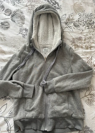 Gilet gris, brand: ONLY, condizioni: Ottime, taglia: M / IT 42 / EU 38, €6.00, €7.00 include la Protezione acquisti