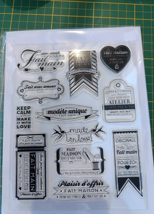 Planche tampons Toga Fait main, marke: Toga, zustand: Neu, größe: Frühchen, bis 44, 8,00 €, 9,10 € inklusive Vinted-Käuferschutz