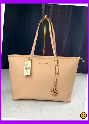 Sac à main et à épaule Michael Kors en cuir pour femme, marque: Michael Kors, état: Neuf avec étiquette, 138,00 €, 145,60 € Protection acheteurs incluse