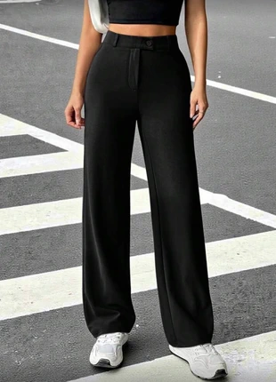 Black trousers M, marque: Made In Italy, état: Très bon état, taille: M / 38 / 10, 10,00 €, 11,20 € Protection acheteurs incluse