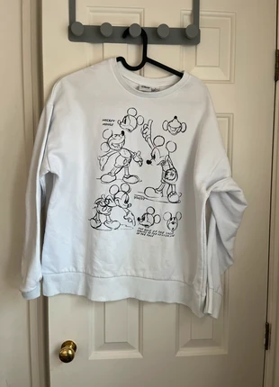 Disney crew neck jumper, brand: Disney, condition: Very good, size: S / 8, £4.00, £4.90 includes Buyer Protection