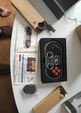 8Bitdo NES30 Pro, marca: 8BitDo, estado: Muito bom, €40.00, €42.70 inclui Proteção do Comprador