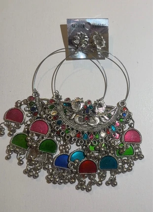 Boucle d’oreille Jhumka Royale, marque: Boule, état: Neuf sans étiquette, 7,00 €, 8,05 € Protection acheteurs incluse