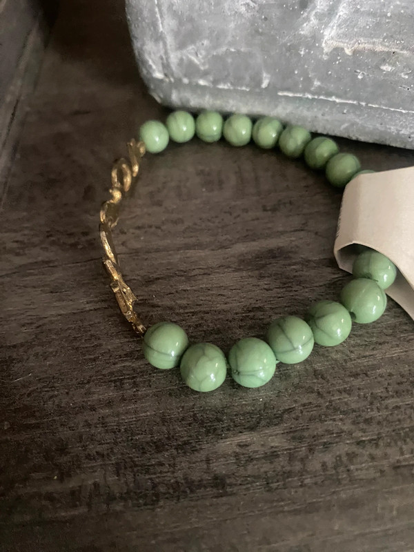 New women’s love green beaded bracelet 3