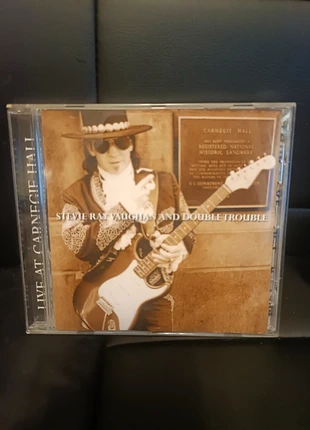 Stevie Ray Vaughan And Double Trouble- Live At Carnegie Hall Cd Europe 1997, condizioni: Ottime, €7.00, €8.05 include la Protezione acquisti