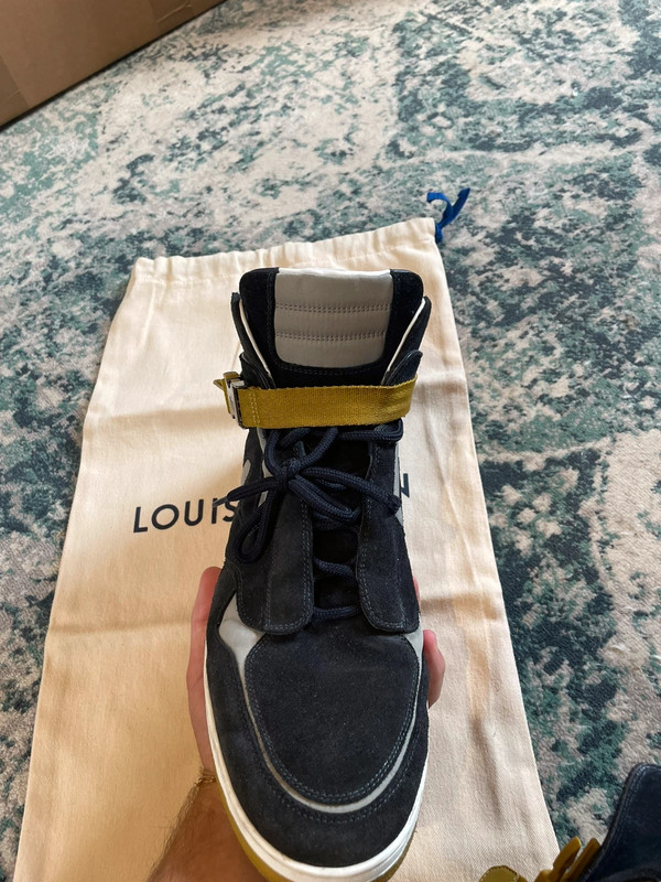 Chaussure Louis Vuitton - Vinted