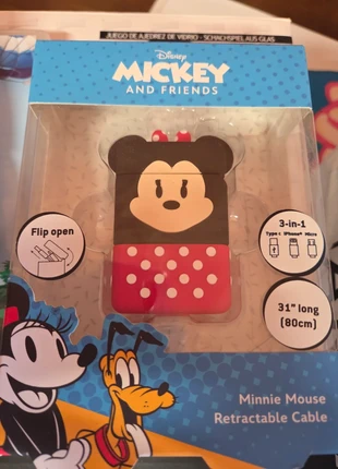 câble pour téléphone dans étui minnie, brand: Disney, condition: New with tags, €4.00, €4.90 includes Buyer Protection