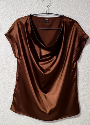 Top col bénitier satin Shein, brand: Shein, condition: New with tags, size: S / 36 / 8, €6.00, €7.00 includes Buyer Protection