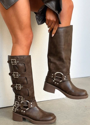 Stivali comodo con fibbie multi fibbie 40 biker rock motociclista pelle tacco basso sportivi, brand: Wellspring, condizioni: Nuovo con cartellino, taglia: 40, €49.00, €52.15 include la Protezione acquisti