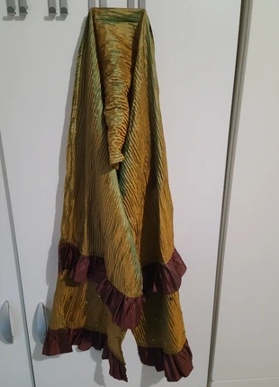 Écharpe verte scintillante à volets violets, état: Très bon état, 6,00 €, 7,00 € Protection acheteurs incluse