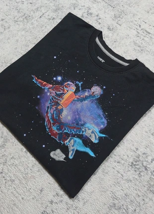 🪐 T-shirt Nike L Noir Graphic Basketball Cosmic Streetwear, merk: Nike, staat: Heel goed, maat: L, € 24,95, € 26,90 inclusief Kopersbescherming Pro