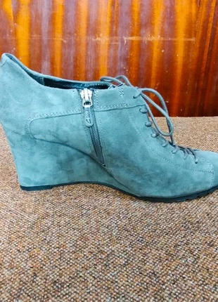 Zapato abotinado de ante, marque: Clarks, état: Très bon état, taille: 39, 15,00 €, 16,45 € Protection acheteurs incluse