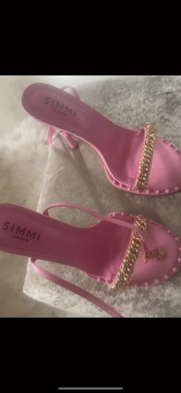 Simmi london clearance contact number