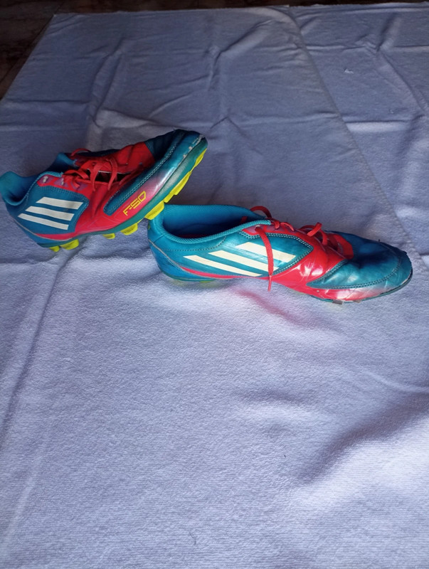 Botitas adidas futbol 5 hot sale