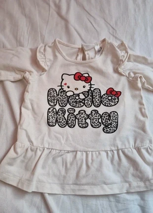 Shirtje, merk: H&M, staat: Heel goed, maat: 9-12 maanden / 74 cm, € 1,00, € 1,75 inclusief Kopersbescherming