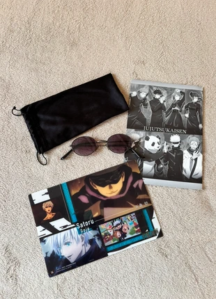 Jujutsu Kaisen Occhiali Gojo Satoru e card originale Gojo sunglasses cosplay, marke: Jujutsu Kaisen, zustand: Sehr gut, 10,00 €, 11,20 € inklusive Vinted-Käuferschutz