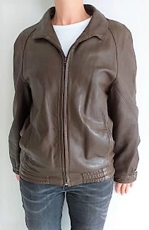 Veste en cuir caramel taille italienne M, zustand: Neu, größe: M, 49,00 €, 52,15 € inklusive Vinted-Käuferschutz