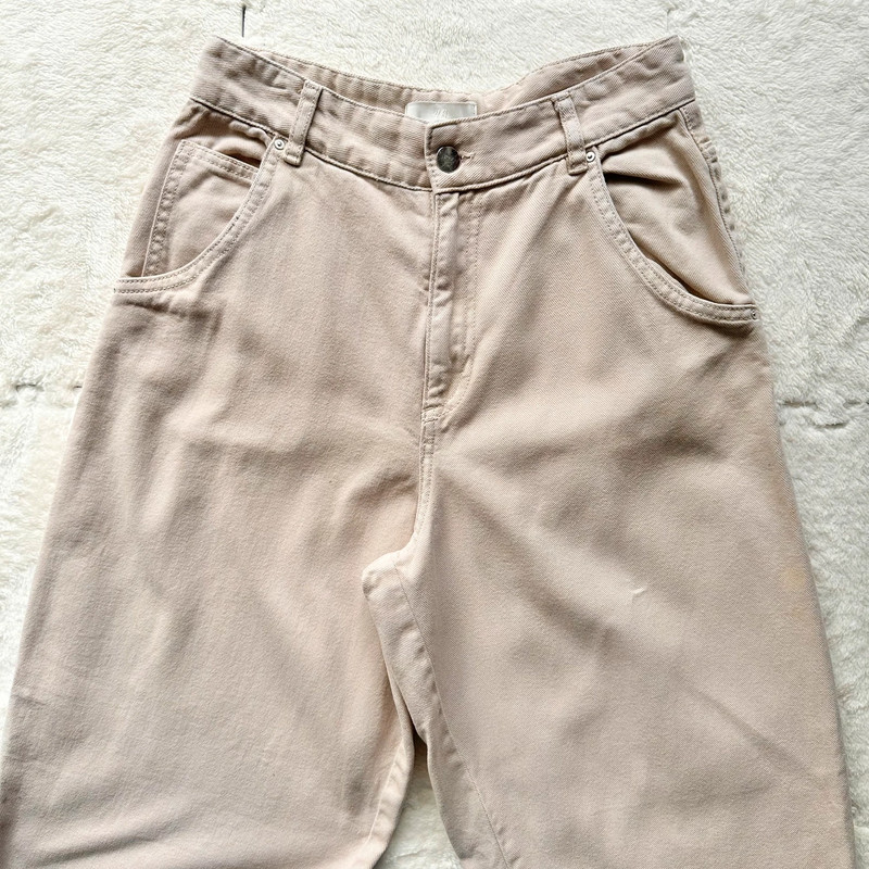 H&M beige tan highwaisted straight leg jeans, size US 4 2