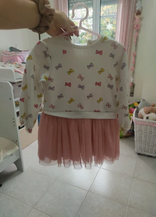 Vestido com tutu 12-18 , marque: Zippy, état: Très bon état, taille: 12-18 mois / 80 cm, 5,00 €, 5,95 € Protection acheteurs incluse