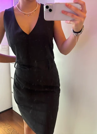 Vestito Nero Senza Maniche – Eleganza Minimal Taglia M - Mary Deep, marke: Mary Depp, zustand: Sehr gut, größe: M / 38 / 10, 5,00 €, 5,95 € inklusive Vinted-Käuferschutz