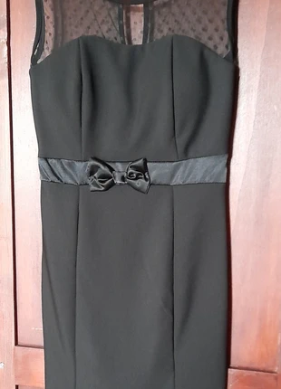 Elegante vestitino nero con pizzo acquistato a Londra taglia 40/42, condizioni: Nuovo senza cartellino, taglia: M / IT 42 / EU 38, €12.00, €13.30 include la Protezione acquisti