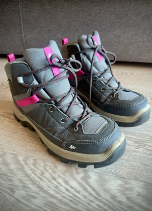 Chaussures randonnées ~ Quechua, marca: Quechua, estado: Bom, tamanho: 37, €8.00, €9.10 inclui Proteção do Comprador