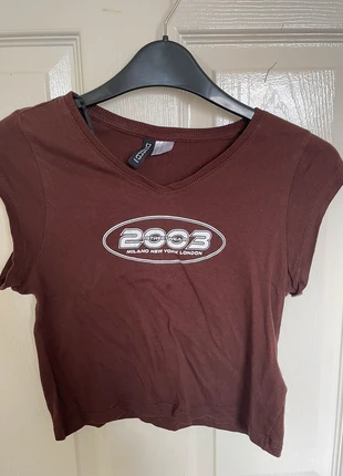 Brown graphic cropped shirt from h and m, brand: H&M, condition: Very good, size: S / UK 8-10, £3.00, £3.85 includes Buyer Protection