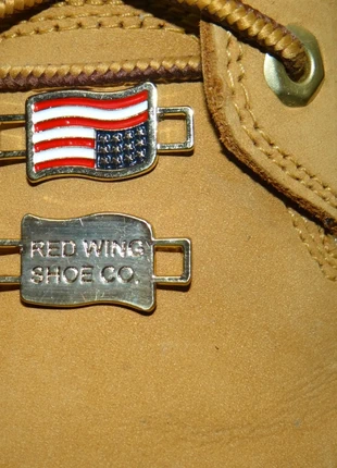 Decoration lacets drapeau americain , couleur dore, marque: Red Wing Shoes, état: Neuf sans étiquette, taille: Taille unique, 10,00 €, 11,20 € Protection acheteurs (Pro) incluse