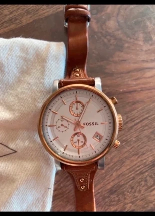 Montre, brand: Fossil, condition: Very good, size: 30–38 mm, €30.00, €32.20 includes Buyer Protection