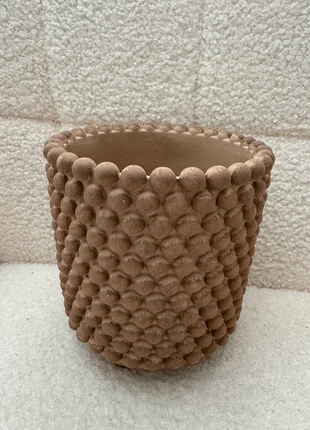 Japandi stijl beige pot, merk: Beige, staat: Heel goed, € 9,00, € 10,15 inclusief Kopersbescherming
