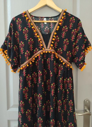 Robe traditionnelle kabyle femme taille L neuf sans étiquette, marque: Boutique indépendante, état: Neuf sans étiquette, taille: L / 40 / 12, 20,00 €, 21,70 € Protection acheteurs incluse