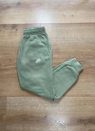 Jogging Nike Swoosh Vert XS, brand: Nike, condition: Very good, size: XS / 34 / 6, €27.90, €30.00 includes Buyer Protection Pro