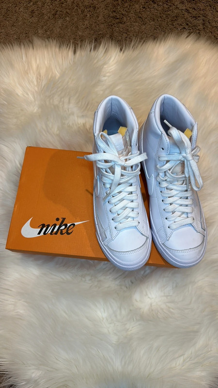 Nike Mid ‘77 Sneaker 2