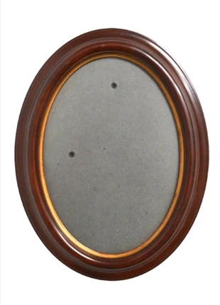 Cadre oval, condition: Good, €10.00, €11.20 includes Buyer Protection Pro