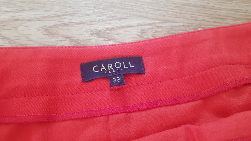Jupe rouge droite caroll 38 neuve Vinted
