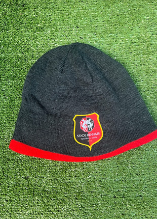 Bonnet Stade Rennais, marque: Puma, état: Très bon état, taille: Taille unique, 15,00 €, 16,45 € Protection acheteurs (Pro) incluse