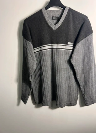 Maglione Hugo Boss Uomo, marca: Hugo Boss, estado: Muito bom, tamanho: M, €15.00, €16.45 inclui Proteção do Comprador