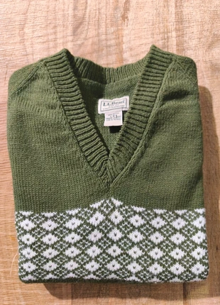 pull L.L.Bean col V vert militaire et motif fair isle - 100% coton - taille L regular, merk: L.L. Bean, staat: Heel goed, maat: L / 40 / 12, € 40,00, € 42,70 inclusief Kopersbescherming Pro