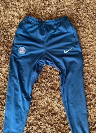 pantalone nike x psg, merk: Nike, staat: Heel goed, maat: S, € 10,00, € 11,20 inclusief Kopersbescherming