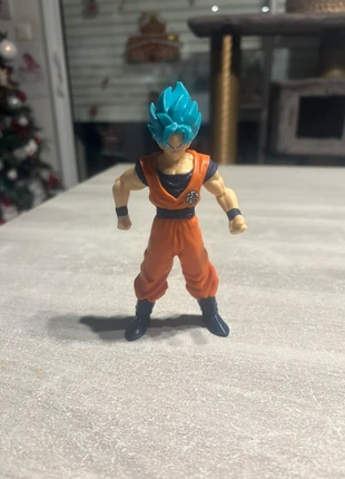 Figurine dragon ball, marque: Dragon Ball, état: Très bon état, taille: Taille unique, 3,00 €, 3,85 € Protection acheteurs incluse