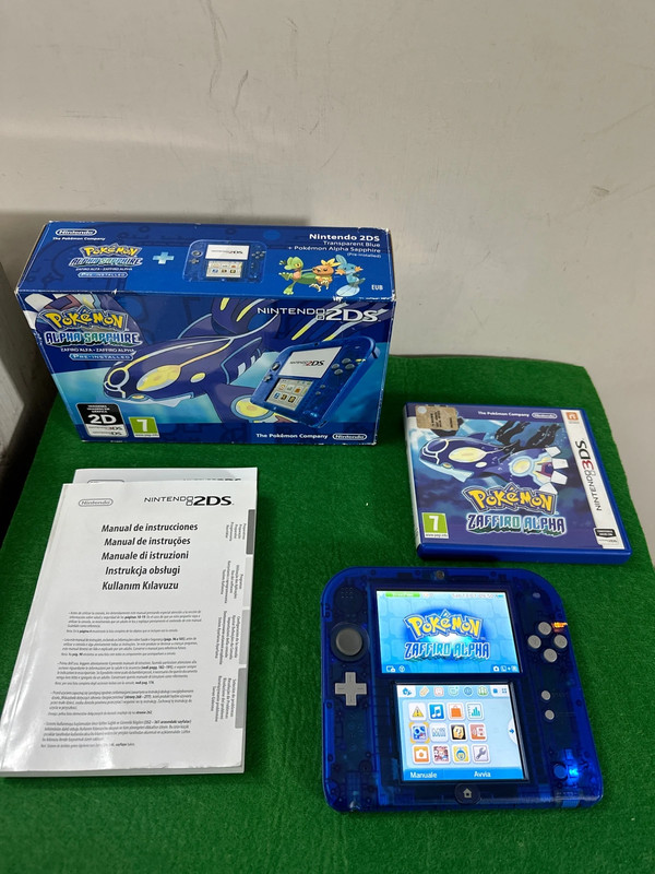 Nintendo 2ds edizione zaffiro alpha blu con scatola manuali e gioco