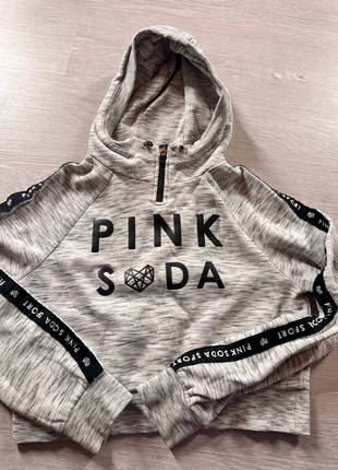 Sweet shirt, merk: Pink, staat: Heel goed, maat: XS / 34 / 6, € 5,00, € 5,95 inclusief Kopersbescherming