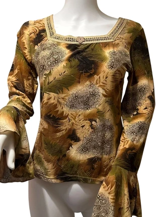 Gorgeous jungle design suede top, brand: Vintage Dressing, condition: Very good, size: M / 10, £16.00, £17.50 includes Buyer Protection