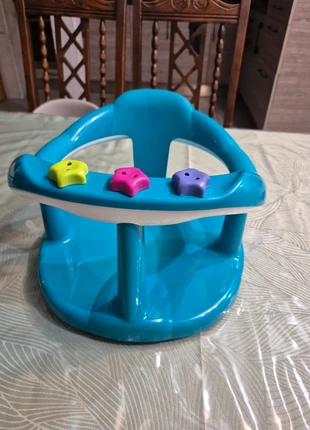 💦 Siège de bain bébé avec étoiles colorées – sécurité et plaisir garantis !, état: Très bon état, 4,00 €, 4,90 € Protection acheteurs incluse